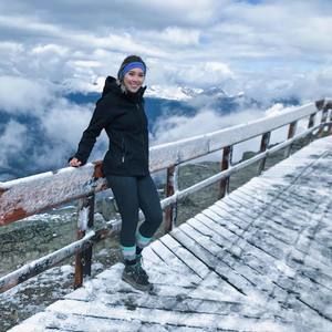 Meet your Posher, Kayla